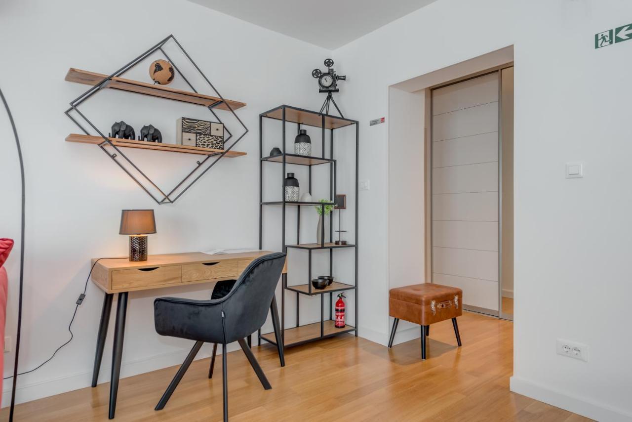 Paparazzi Apartment سبليت المظهر الخارجي الصورة